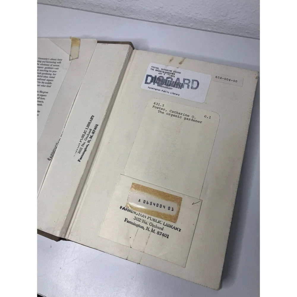 The Organic Gardener by Catharine O. Foster 1972 Trade Hardback Cottagecore